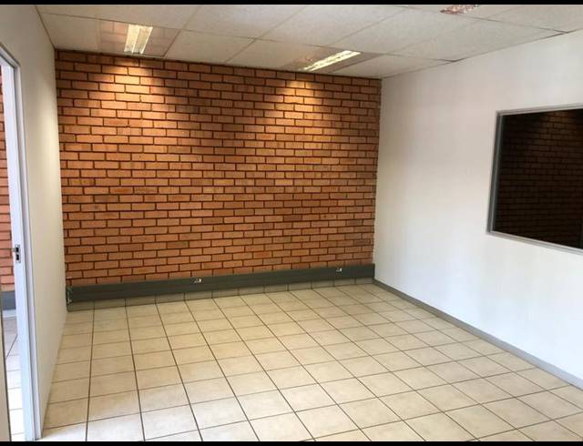 INDUSTRIAL PROPERTY TO RENT IN HENNOPSPARK